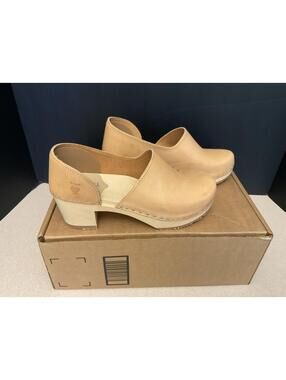 New! Womens Sandgrens Brett Light Tan Leather Swedish Wooden Clogs. 38-US 7-7.5